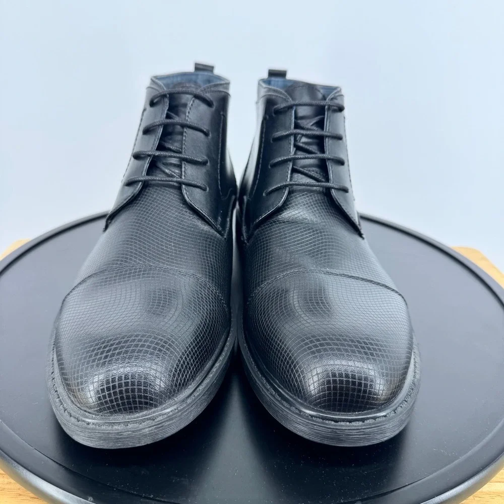 NWT English Laundry Mens Black Leather Chukka Boots EL2214B Textured Cap Toe 10M